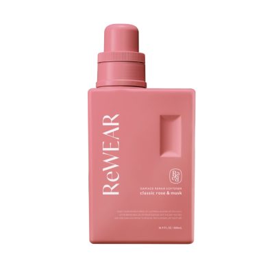 【日本】I-ne｜ Rewear<br>衣物再生柔順劑<br>經典玫瑰與麝香味 500ml（粉紅）